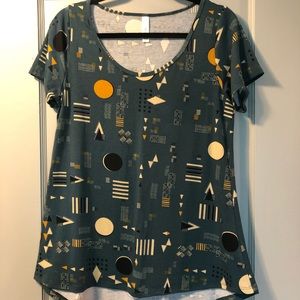 LuLaRoe “Classic” tee